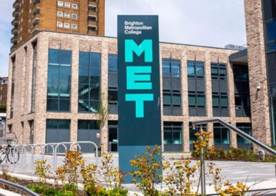 Brighton-Metropolitan-College-feat-768x403